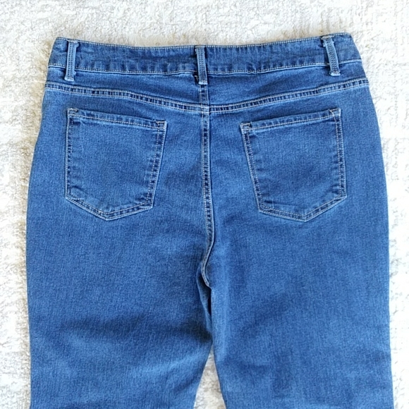 No Boundaries Distressed Boot Cut Jeans Junior 17 Blue - Picture 7 of 14